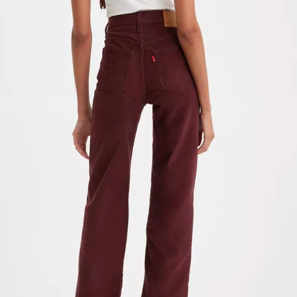 LEVI’S PREMIUM RIBCAGE STRAIGHT ANKLE CORDUROY PANTS